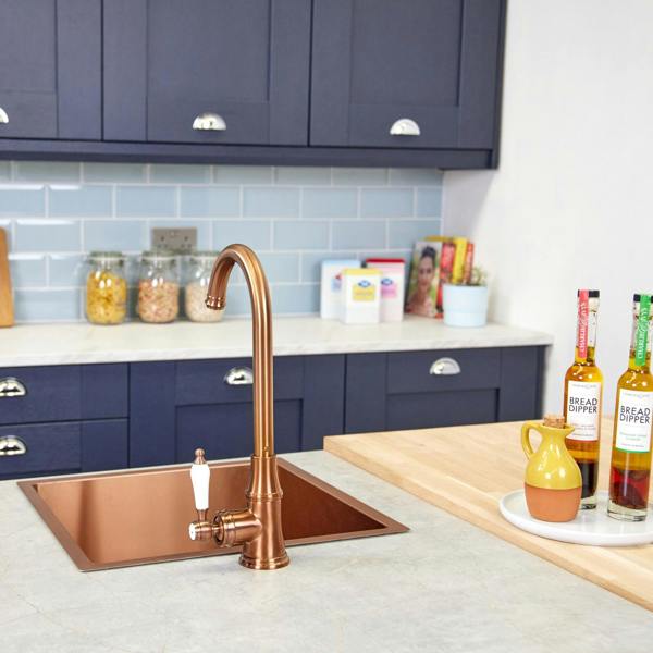 Flode Kjerag | Single Lever Traditional Kitchen Sink Mixer Tap | Copper Finish