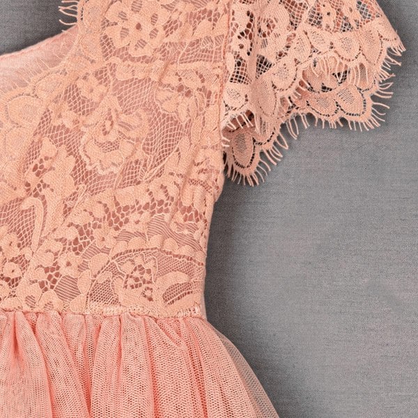 close up of lace pattern and eyelash finish
