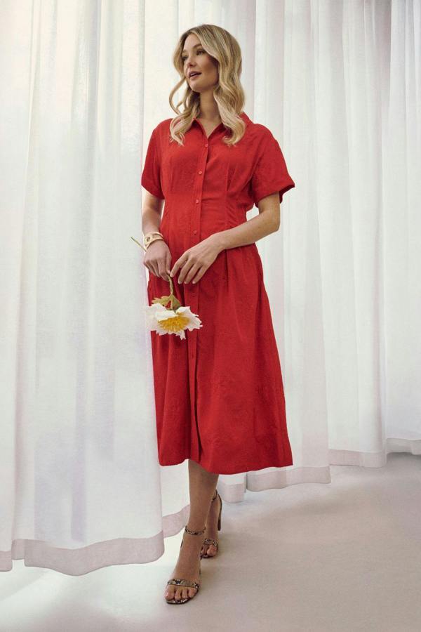 Red | Short Sleeve Flared Midi Shirt Dress : Model is 5'9"/175 cm and wears UK8/EU36/US4/AUS8