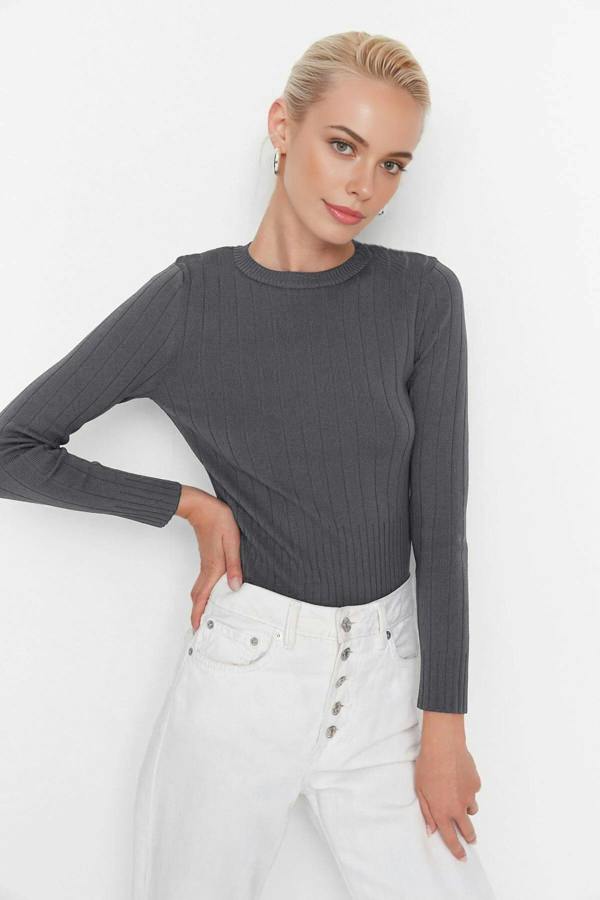 WOVCOR Basic Crew Neck Knit Sweater