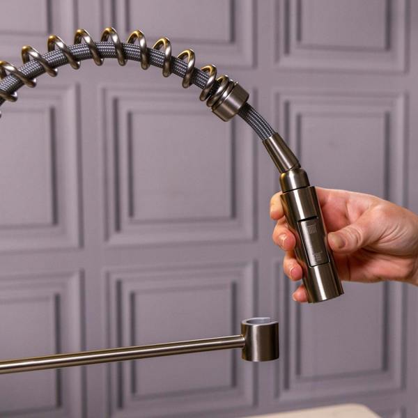 Flode Fjädra | Pull Out Kitchen Sink Mixer Tap | Spring Style Mixer Tap | Brushed Steel | Square Head