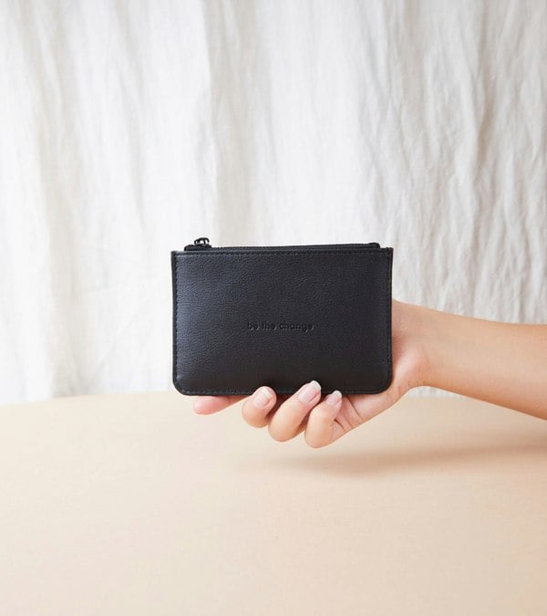 Votch AppleSkin All Black Card Holder | Classic Essentials