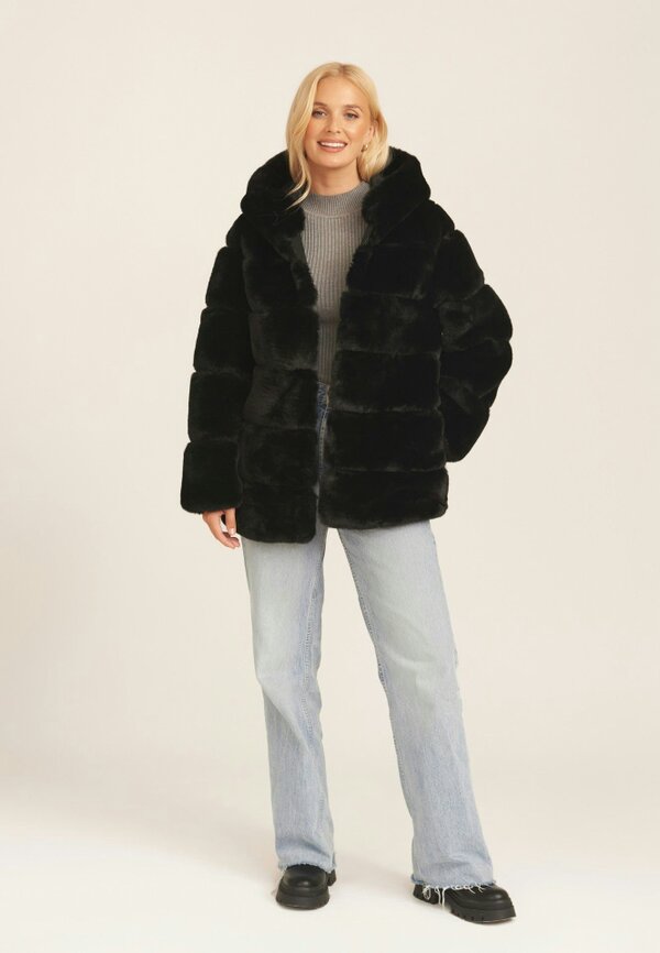 Gini London Black Horizontal Cut Fur Hooded Jacket