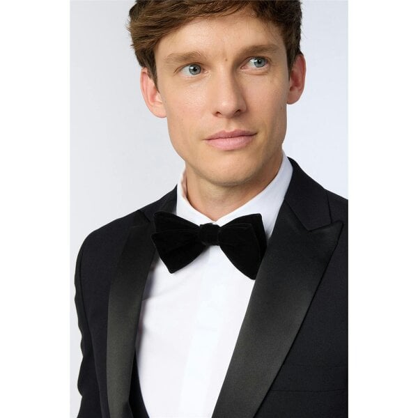 Antique Rogue Black Velvet Bow Tie