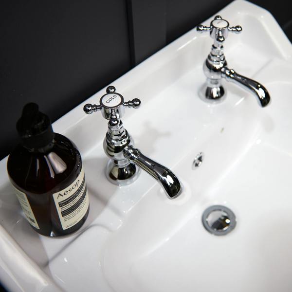 Flode Flen | Basin Pillar Taps | Chrome