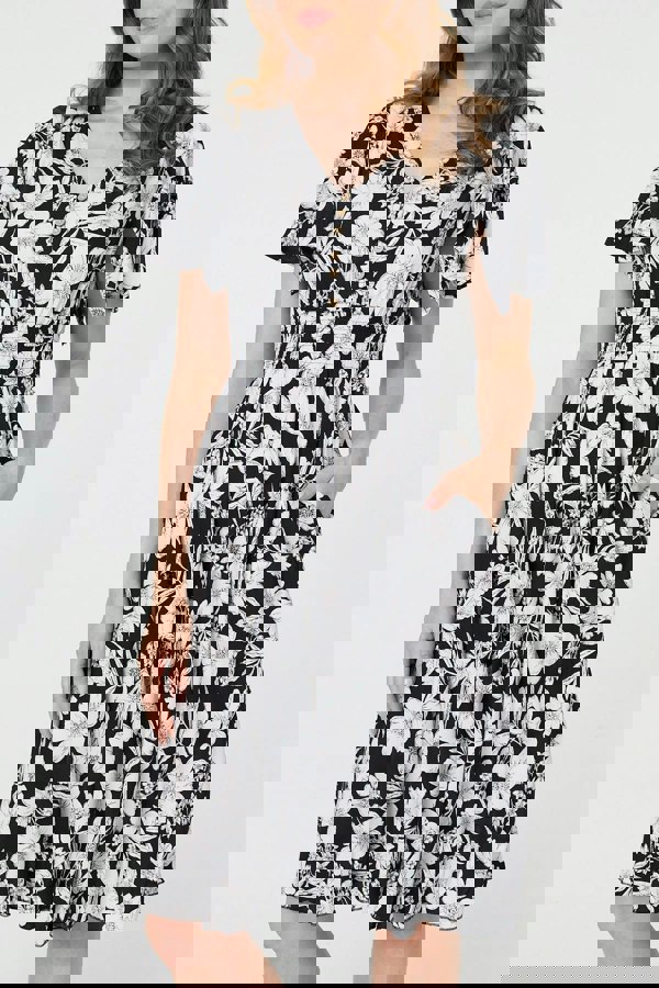 Black | Floral Shirred Knee Length Dress