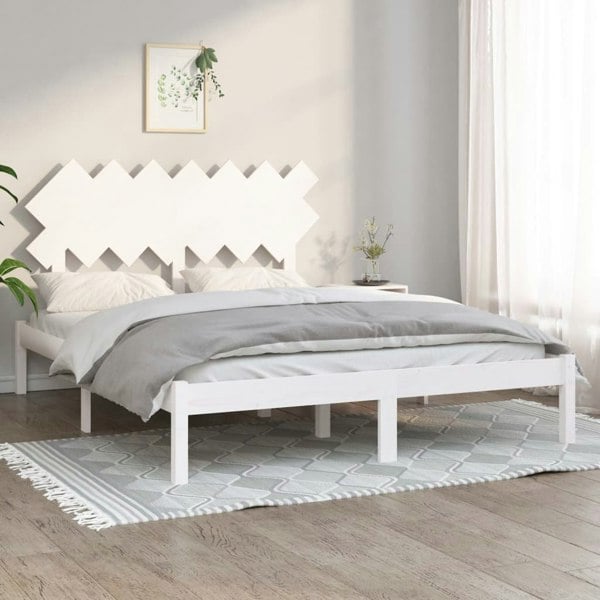 Berkfield Bed Frame White 140x200 cm Solid Wood