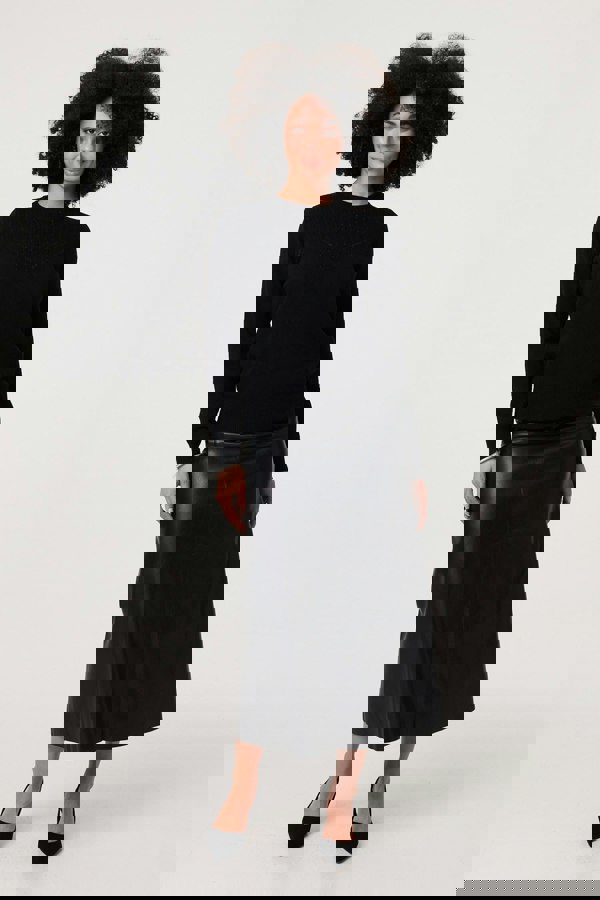 Black | Textured Knit Slim Fit Jumper
