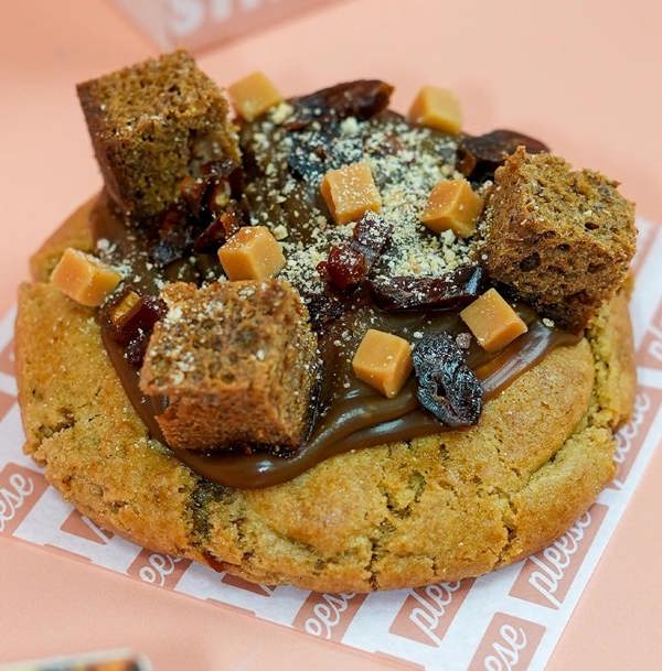 Pleese Sticky Toffee Pudding Cookie