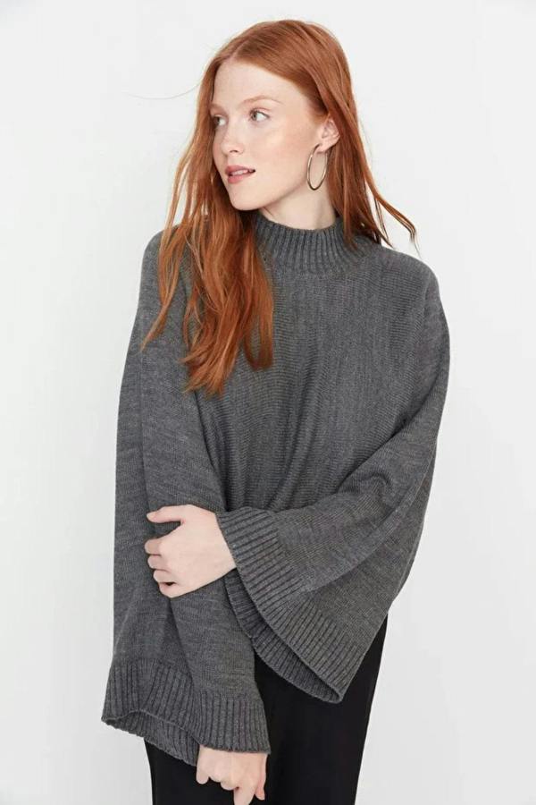 Hoxton Gal Oversized Flared Sleeve Knit Sweater