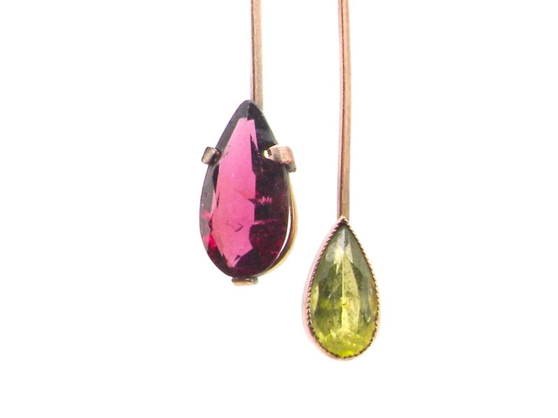 Vintage Tom An antique garnet and peridot pendant