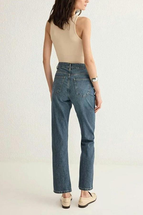 WOVCOR High Waist Straight Cut Jeans