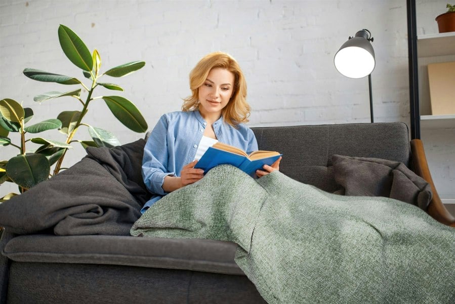 Emma Barclay Darcy Tassel Meadow Green Blanket/Throw