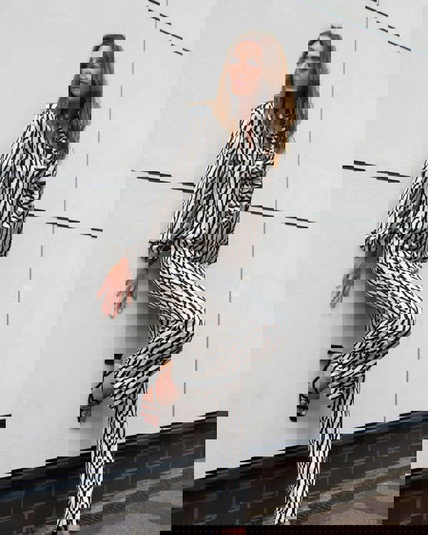 Antonia York Black & Cream Trousers | Evie Slim Elasticated Waist Abstract Print Pants