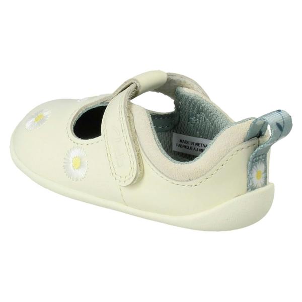 Clarks Girls Clarks Pre-Walking Shoes Roamer Flora T