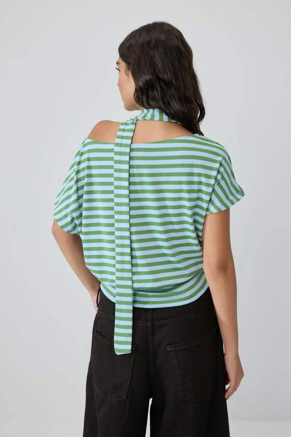 WOVCOR Batwing Sleeve Boat Neck Belted Knit Blouse