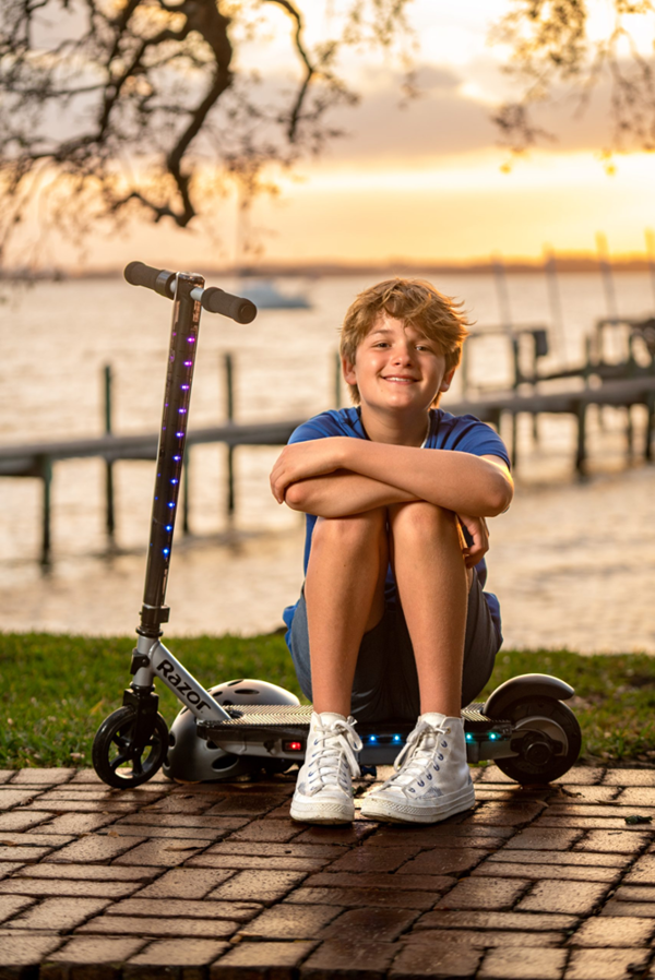 Razor Powercore E90 Lightshow 12 Volt