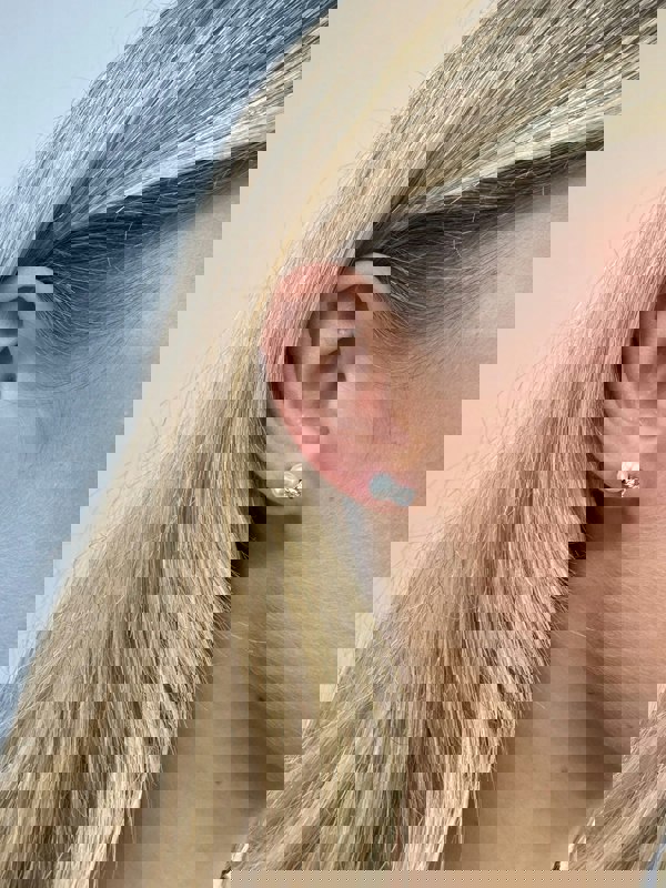 SVNX Mini Pearl Diamante Earrings in Silver Colour