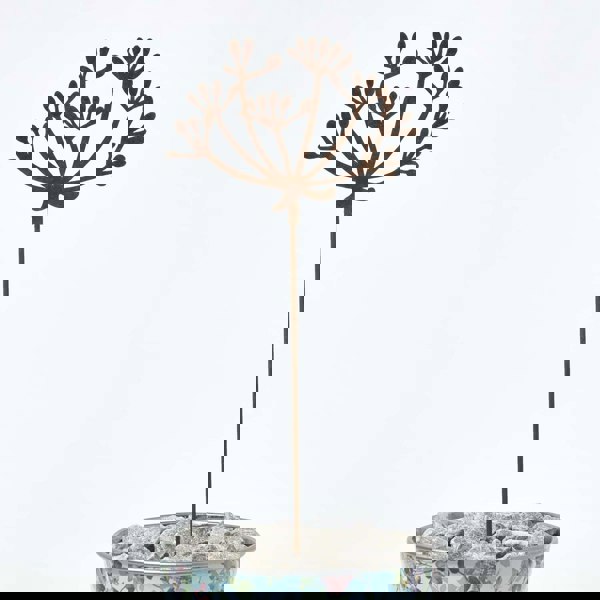 HOMESCAPES Steel Cow Parsley Garden Stake Decorations, Set of 2