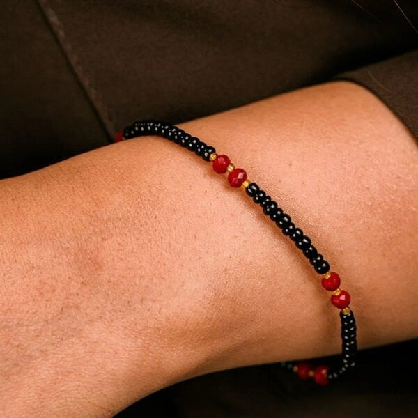 The Colourful Aura Black Red Bead Daily Elegant Indian Mangalsutra Adult and Kids Nazaria Bracelet