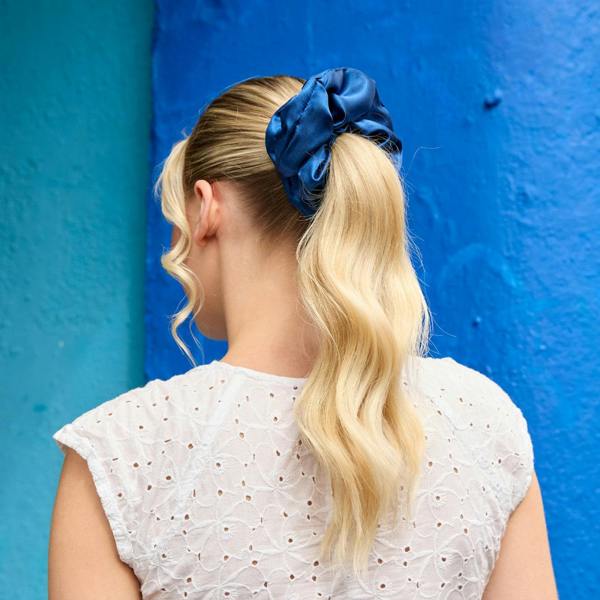 Silver Cloud Beauty Silver Cloud Satin+ Oversized Scrunchie Santorini Navy