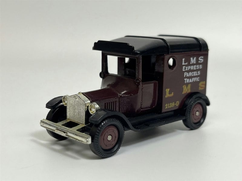 Corgi Ford Model T Van LMS Express Parcels The Village Collection Cameo From Corgi CAM6D S4