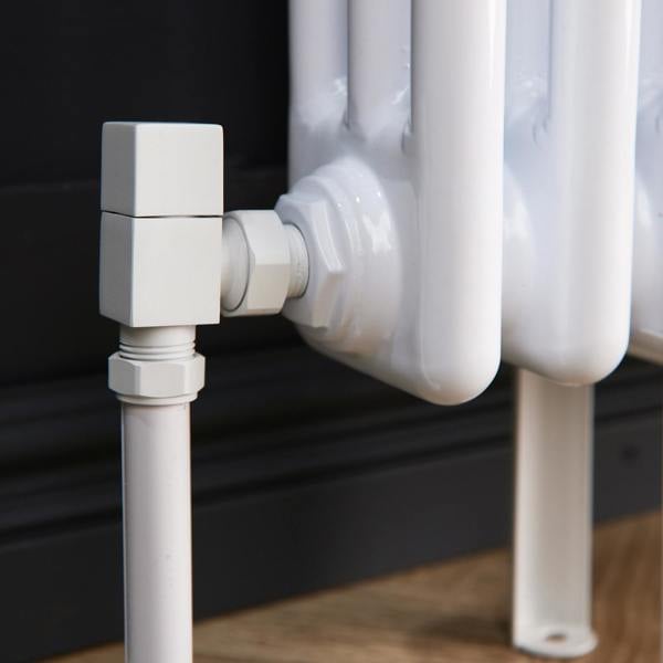 Flode Angled Square Manual Radiator Valve Pack | 15mm x 1/2″ | Matt White