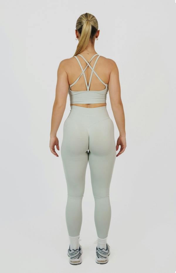V3 Apparel Form Seamless Scrunch Leggings & Sports Bra Set - Light Grey