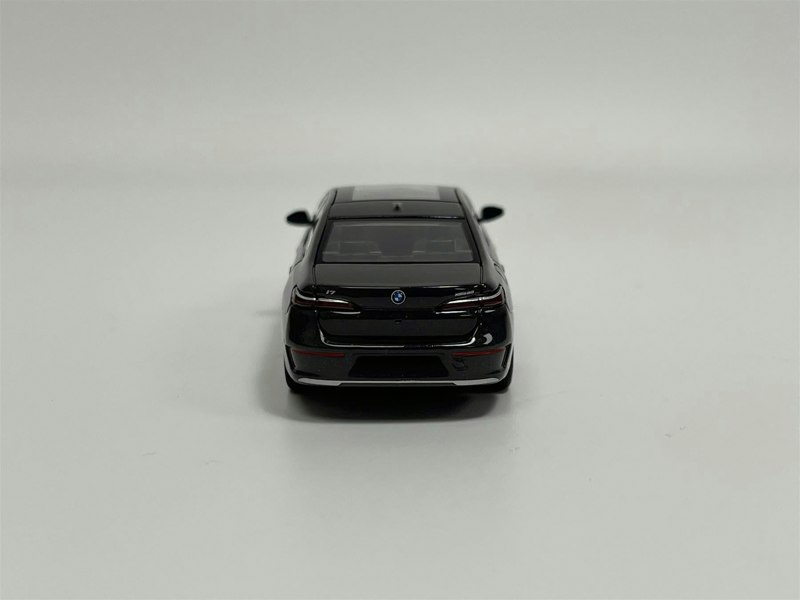 Mini GT BMW i7 xDrive60 Dravit Grey LHD 1:64 Mini GT MGT00818L