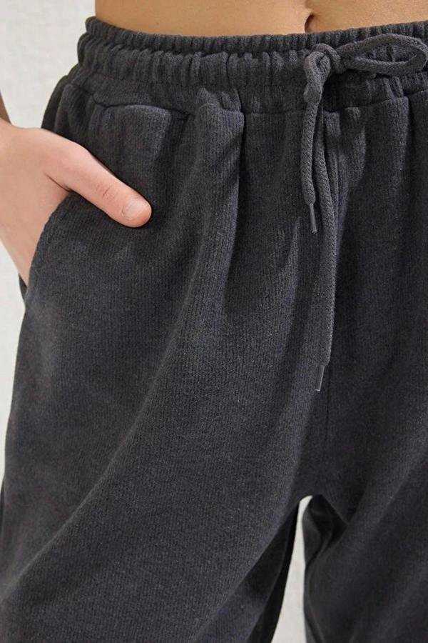 WOVCOR Relaxed Fit Knit Jogger with Pockets