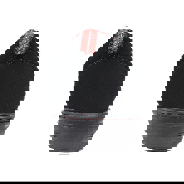 Lee Cooper Baseball Mens/Womens Steel Toe SB Work Lace Up Trainers, rear view of black safety work shoes with red and black striped pull tab.