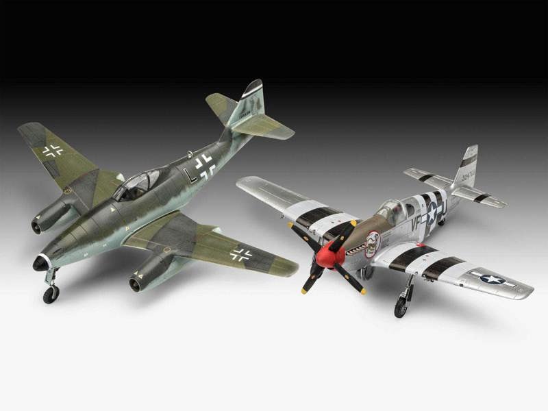 Revell Combat Set Me262/P-51B Model Set (1:72 Scale)