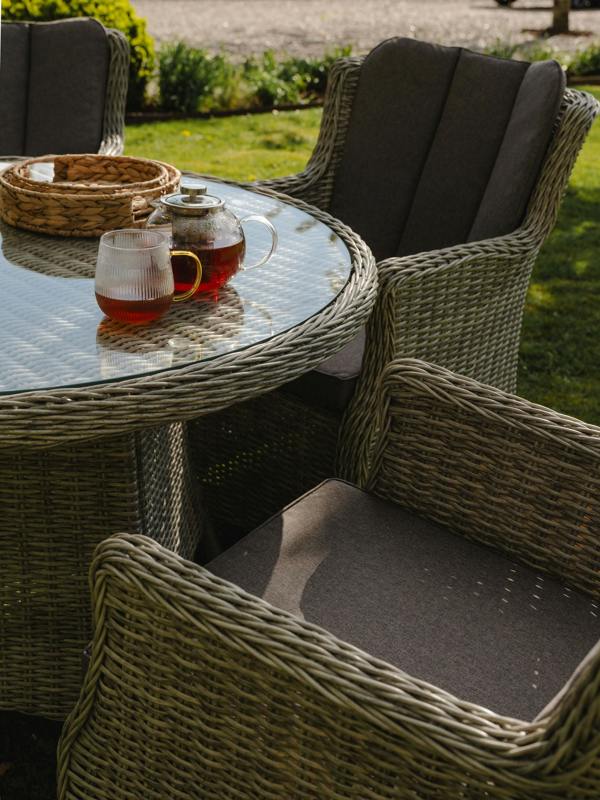 Statement Furniture Swinley 4 Seater Rattan Round Garden Dining Table & Chairs Set