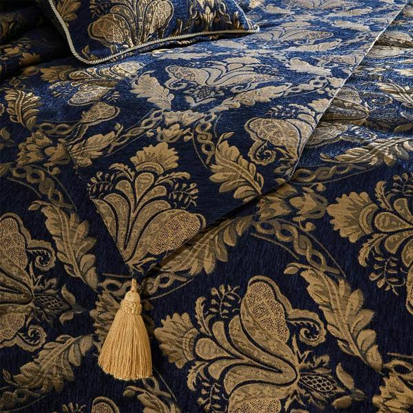 Paoletti Shiraz Traditional Jacquard Bed Runner - Navy/Gold - 