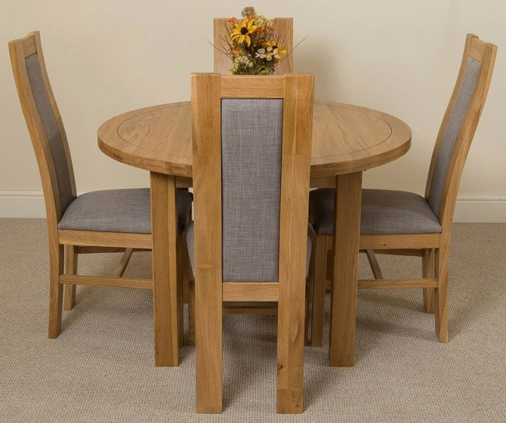 That's Furniture Edmonton Round Extendable Oak Dining Set with Stanford Oak Chairs