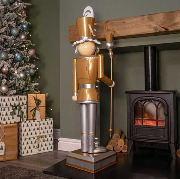 Samuel Alexander 1.2m Battery Operated Light up Giant Christmas Gold Nutcracker with LEDs