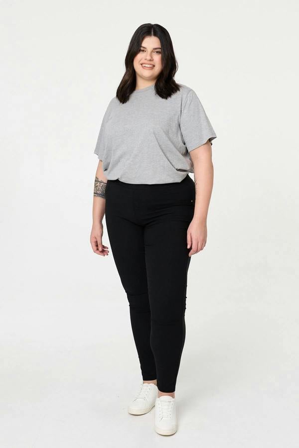 Black | Curve Stretchy High Waist Jeggings : Model is 6"/183 cm and wears UK20/EU48/US16/AUS20