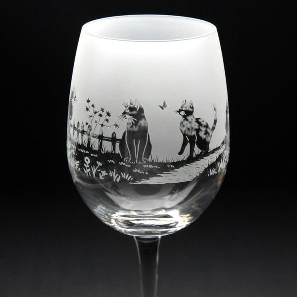 Glyptic Glass Art Meadow Cats Crystal Wine Glass - Hand Etched/Engraved Gift