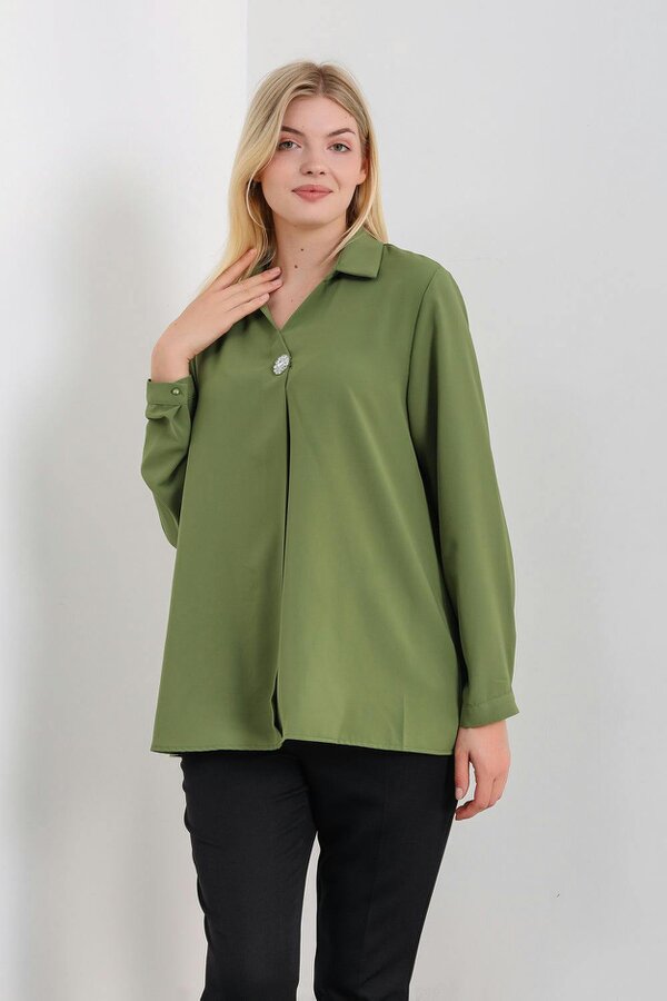 Hoxton Gal Oversized Long Sleeves Blouse with Brooch Details in Khaki