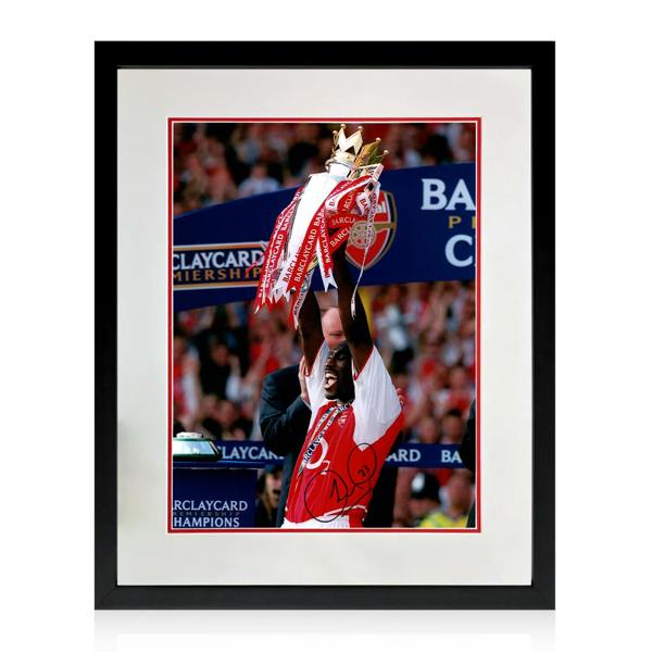 Sol Campbell Signed Arsenal Image Deluxe Mount Frame