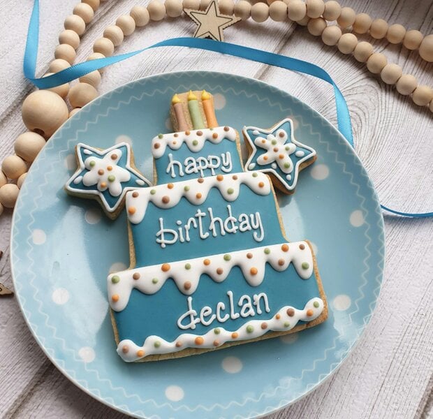 The Cookie Collaboration Personalised Fresh Cream splodge Birthday Cookie LETTERBOX GIFT