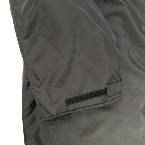 Sola Adult Waterproof Changing Robe - Black/Blue