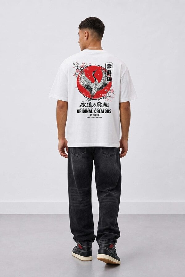 London Attitude Japanese Crane Oversized Heavyweight Graphic T-Shirt in White