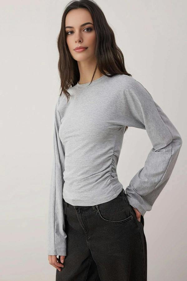 WOVCOR Spanish Sleeve Knit Blouse with Gathering Detail