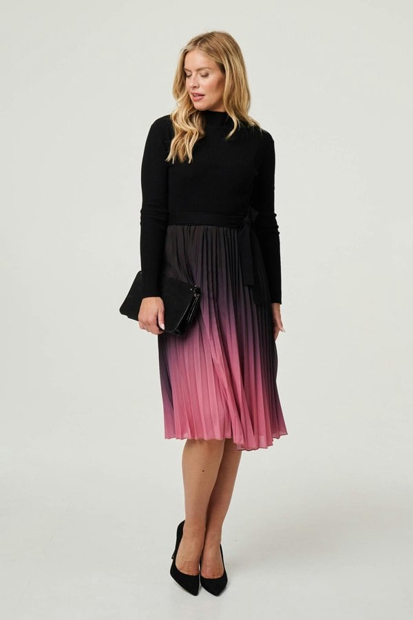 Black | Ombre Tie Waist Pleated Knit Midi Dress : Model is 5'10"/178 cm and wears UK8/EU36/US4/AUS8
