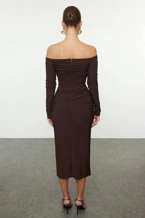 WOVCOR Fitted Carmen Neck Knitted Dress