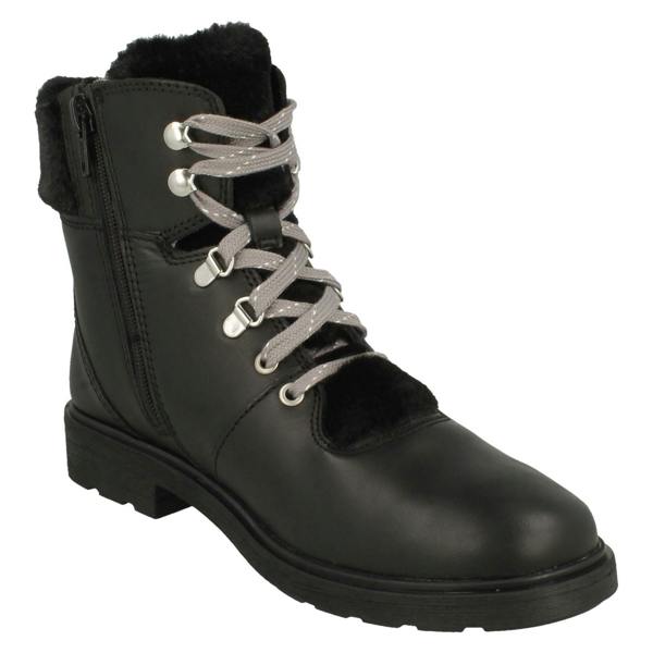 Clarks Girls Clarks Faux Fur Detailed Ankle Boots Astrol Hiker K