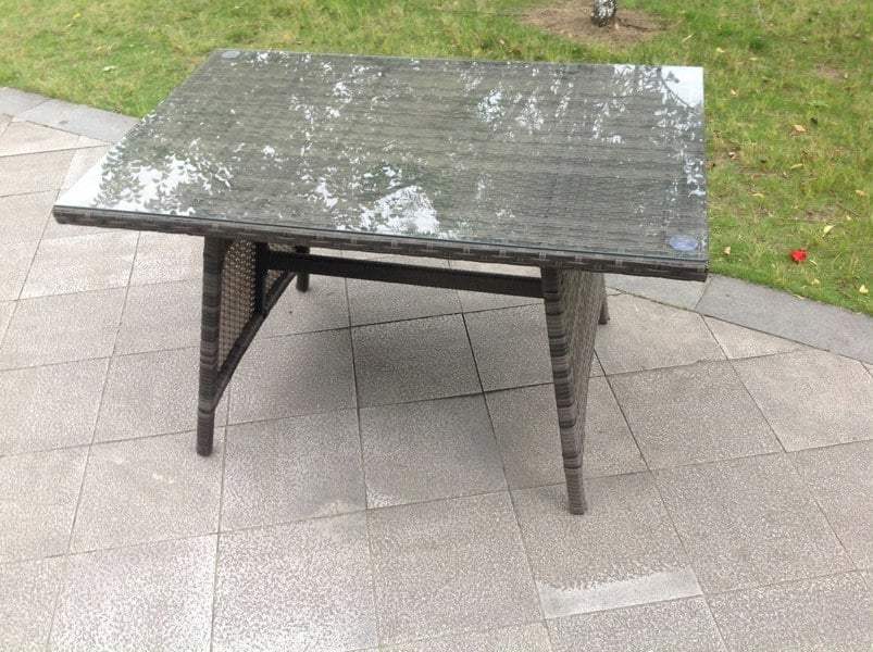 Fimous Dark Grey Mixed Rattan Dining Table Garden Furniture With Clear Tempered Glass