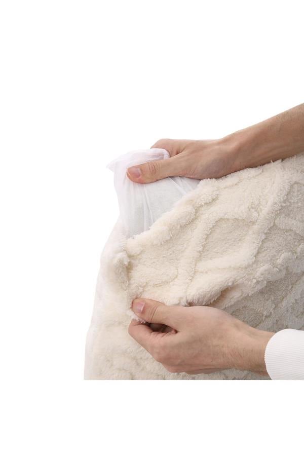 Living and Home White Jacquard Plush Square Throw Pillow Sofa Cushion , Filled with 500g PP Cotton