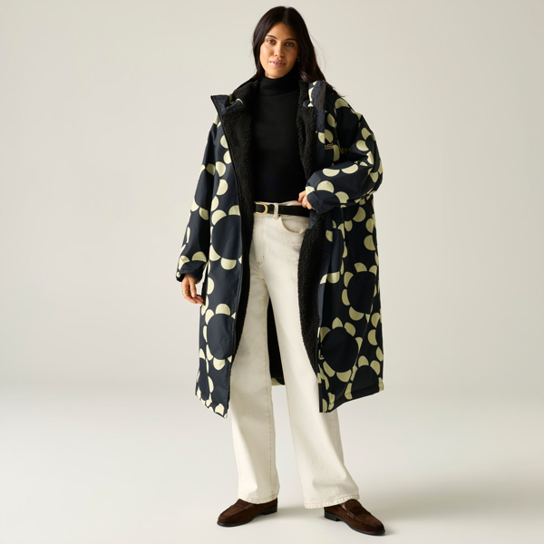 Regatta Womens Orla Kiely Daisy Hoop Changing Robe - Black